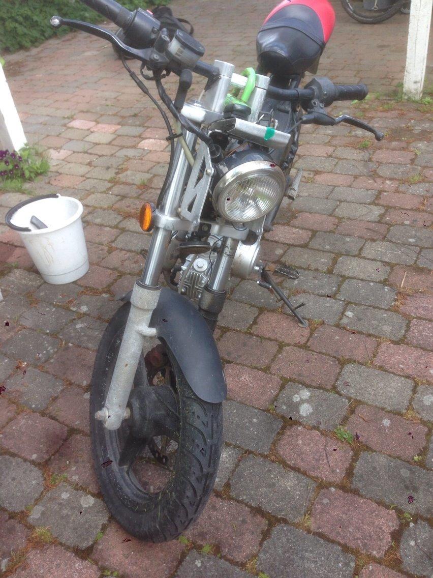Sachs Madass billede 5