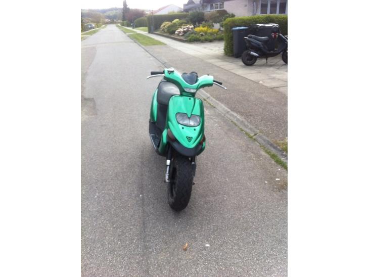 {{currentPhoto.altText}} billede {{currentPhoto.number}}