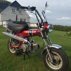 Honda DAX ST 50 - dansk