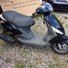 Piaggio Zip 4t 