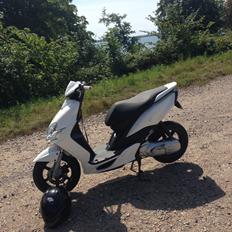 Yamaha Jog R (snehvide)