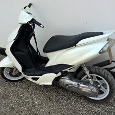 Yamaha jog r Lc