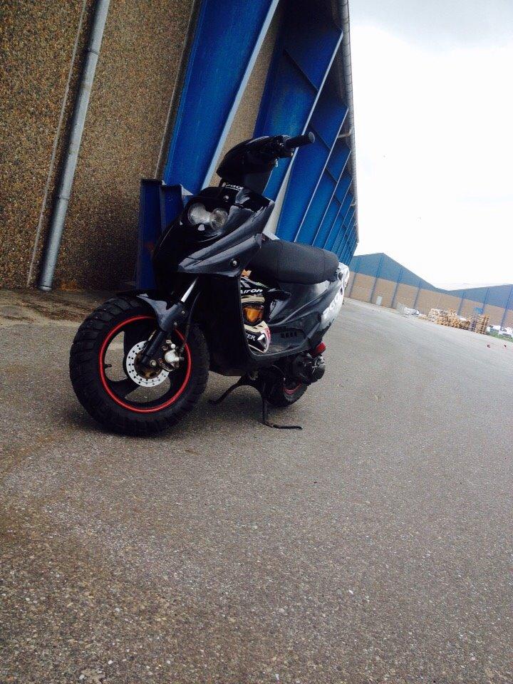 PGO Hot 50 billede 6