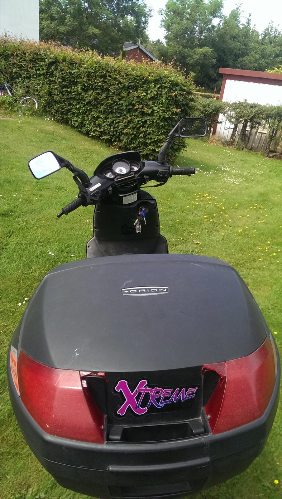 Aprilia SR50 Di-Tech billede 7