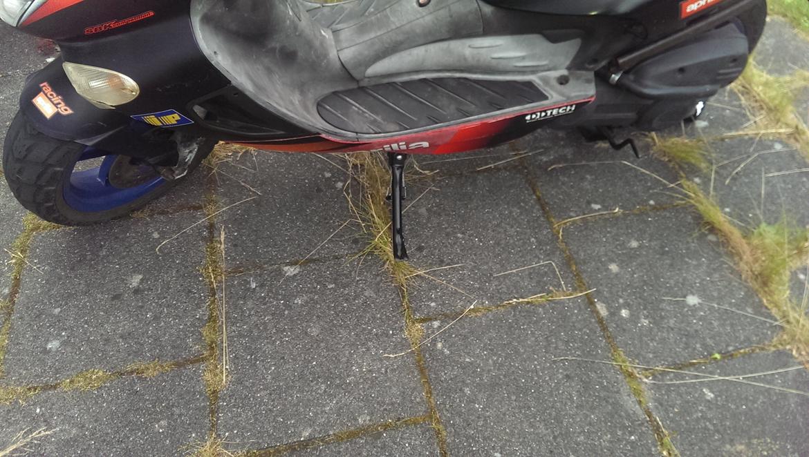 Aprilia SR50 Di-Tech billede 9