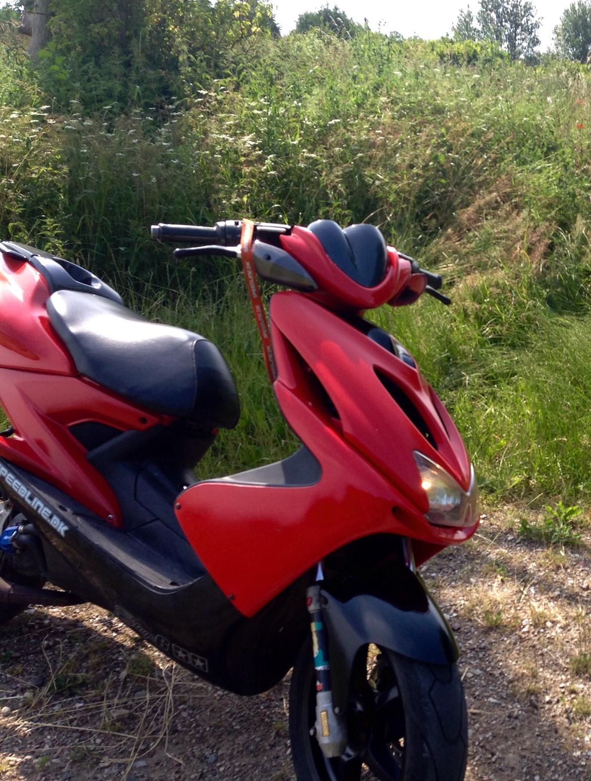 Yamaha Aerox LC - solgt - paint done billede 10