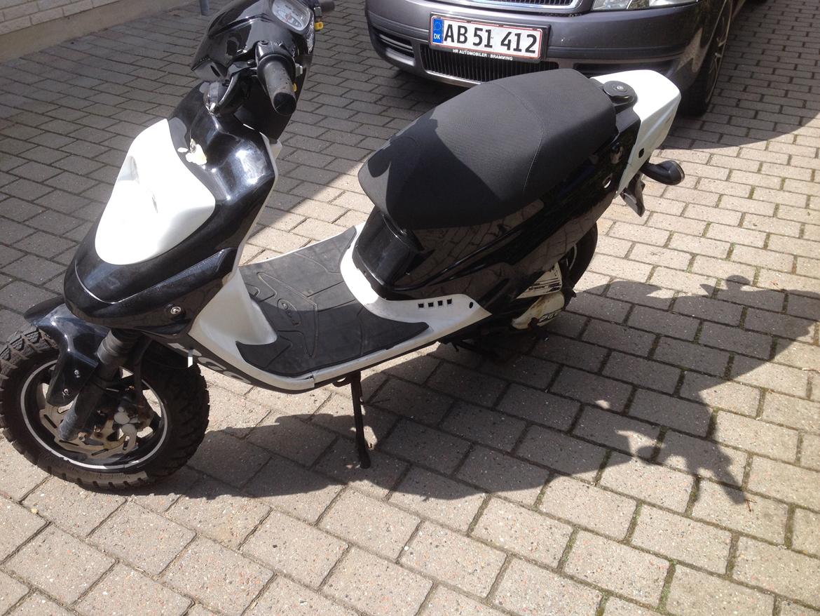 PGO Hot 50 billede 4