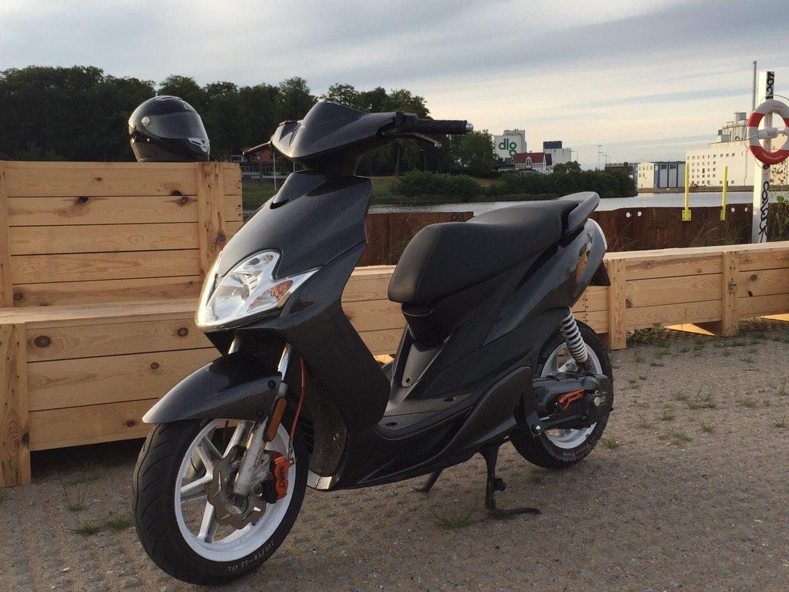 Yamaha Yamaha Jog R billede 1