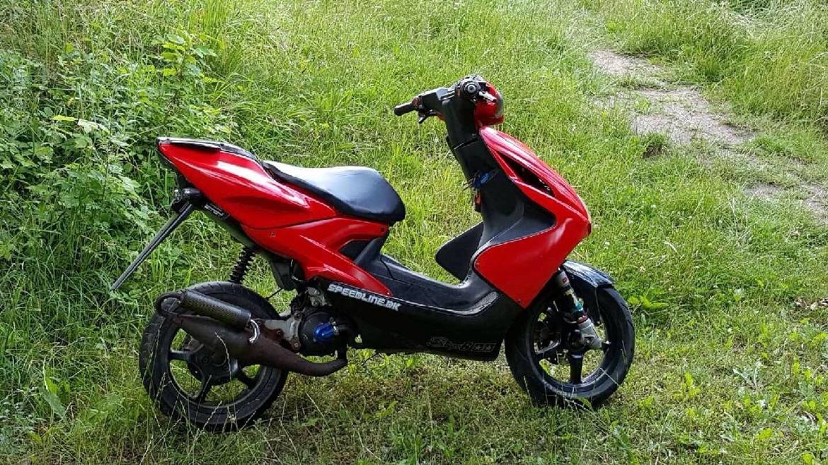 Yamaha Aerox LC - solgt - paint done billede 4