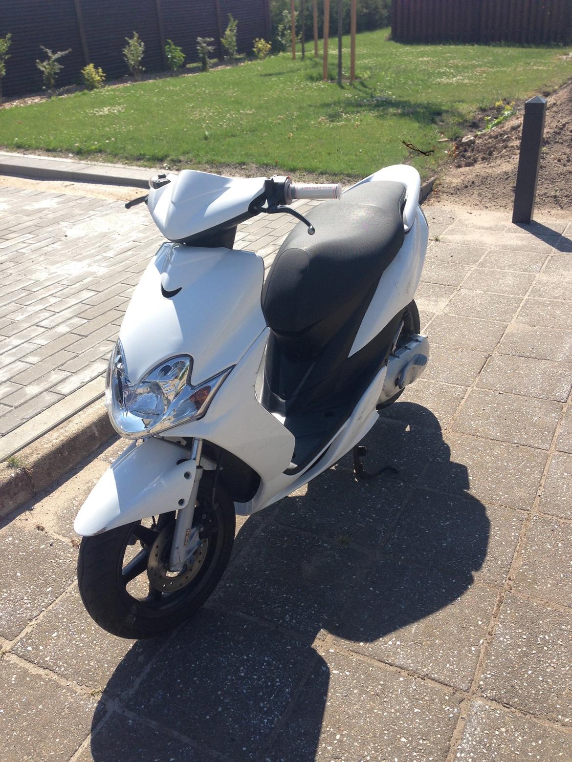 Yamaha Jog R (snehvide) billede 1