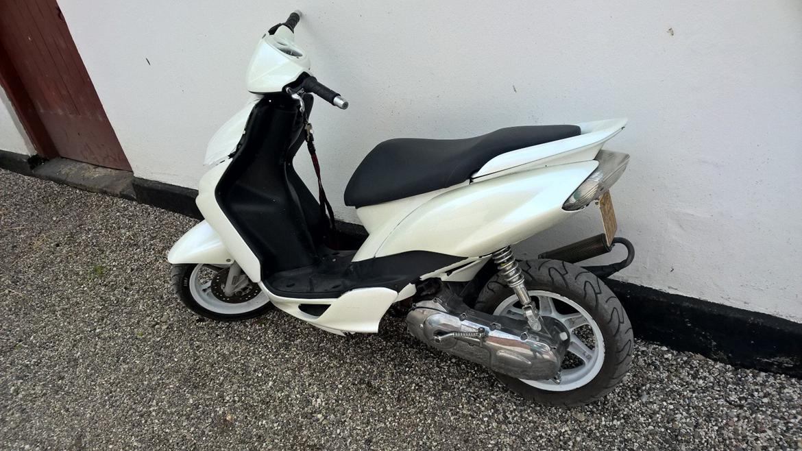 Yamaha jog r Lc billede 3