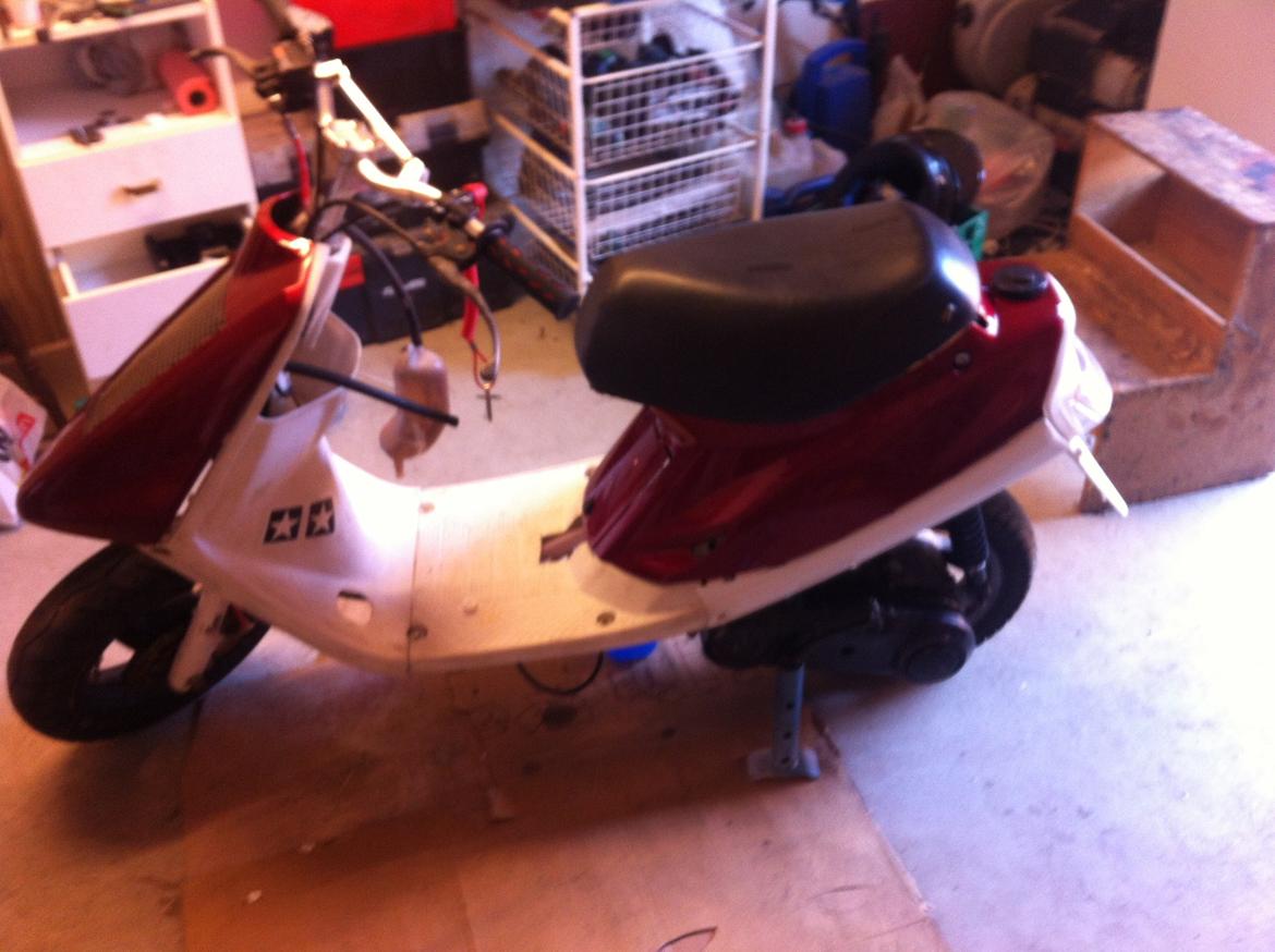 Yamaha jog as billede 2