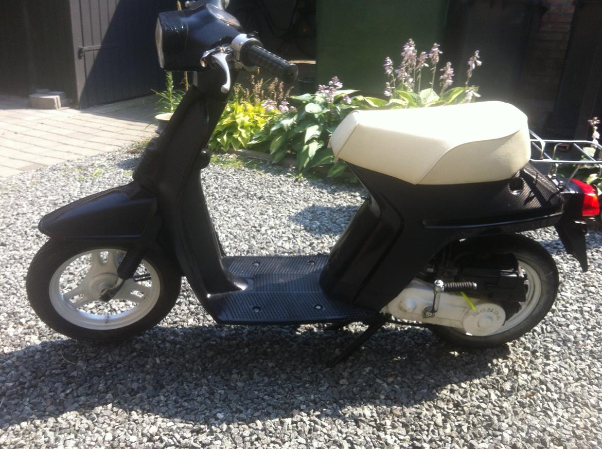Honda melody billede 3