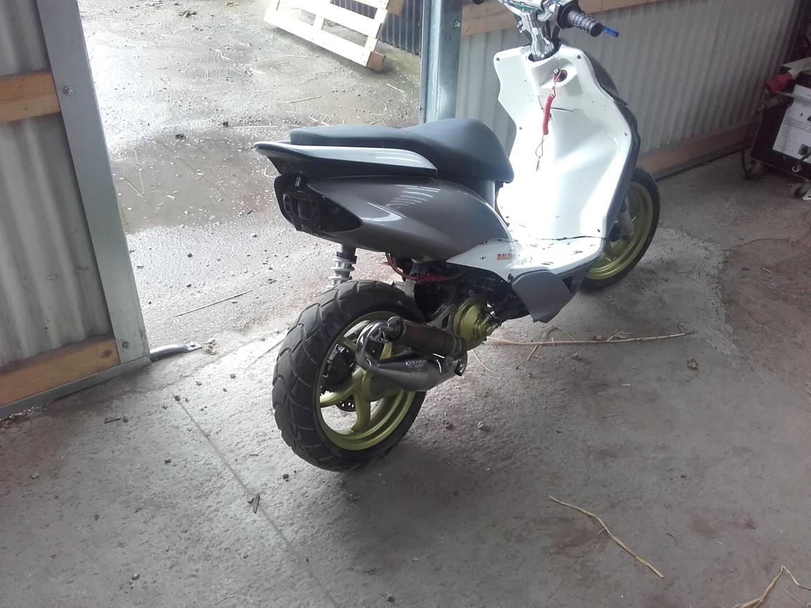 Yamaha jog r  billede 3