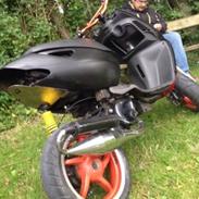 Aprilia Sonic med Yamaha jog r motor