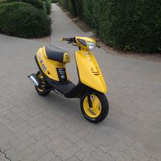 Yamaha Jog AS (Artisic Special)