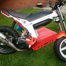 Suzuki Street Magic / Aerox