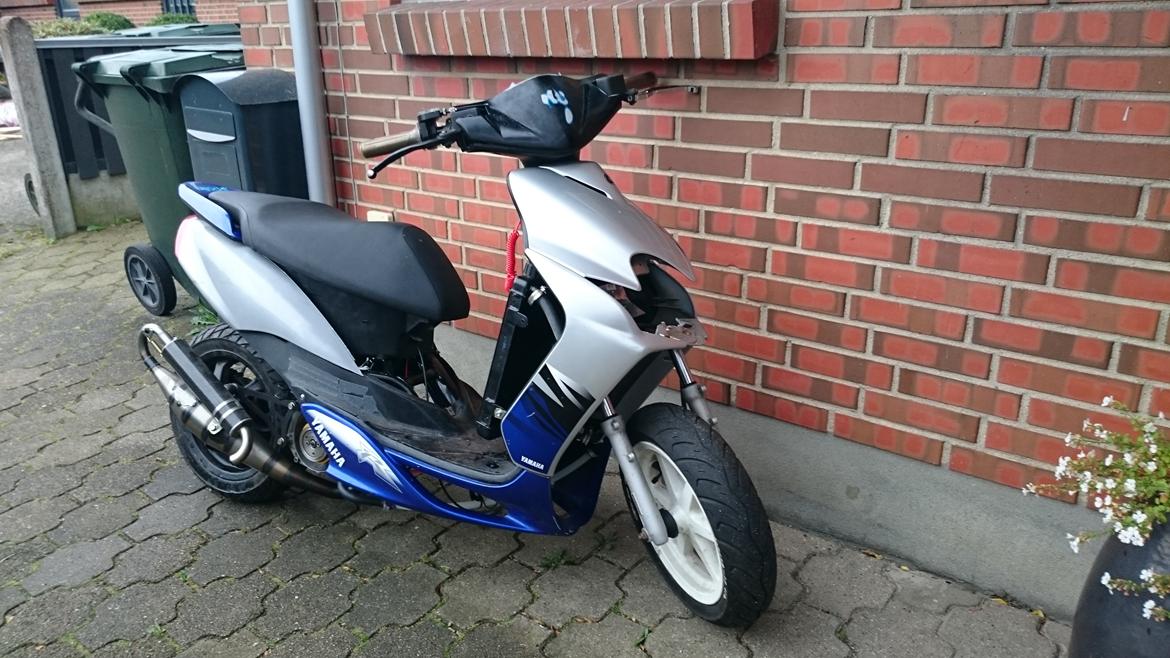 Yamaha jog RR - 24hk - DHS 3 hurtigeste 75cc lc scooter.  - 2015 billede 1