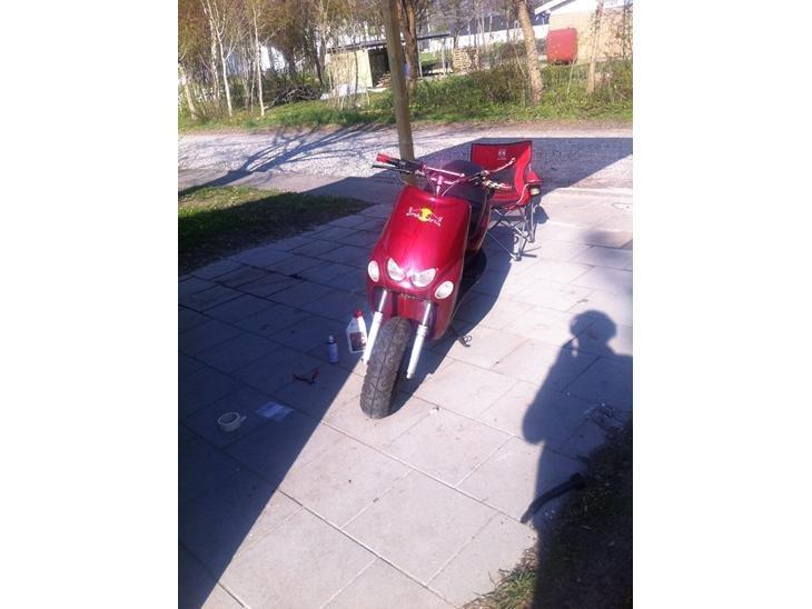 Yamaha neos billede 1