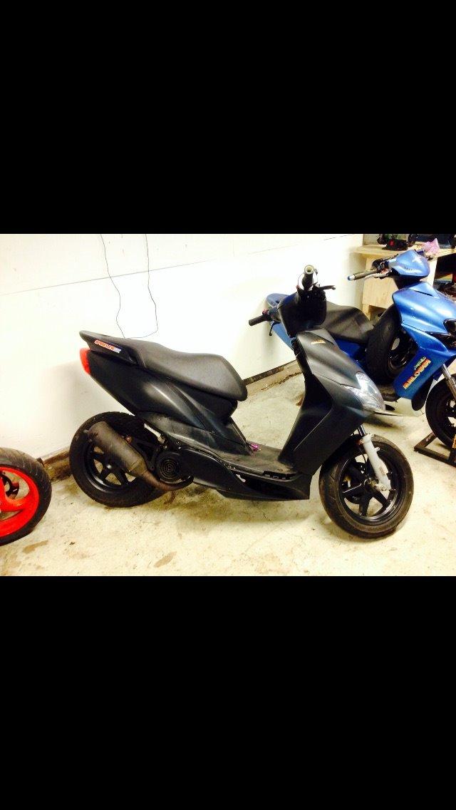 Yamaha Jog r<solgt> billede 1