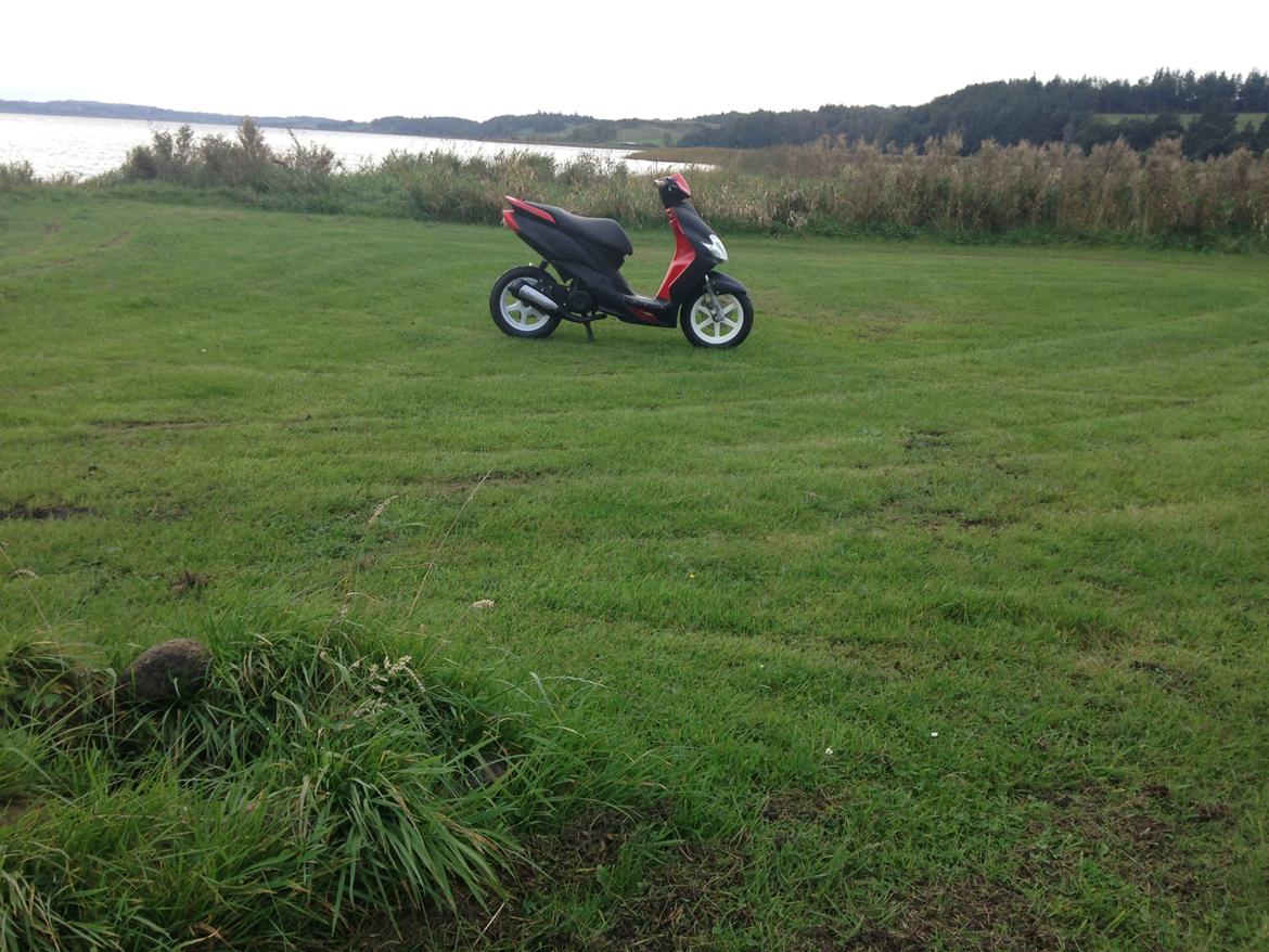 Yamaha Jog r  "tidl scooter"  billede 1