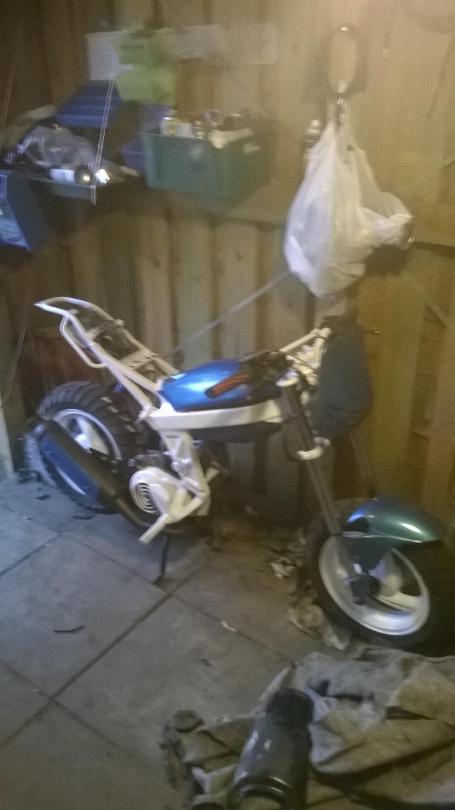 Suzuki street hot billede 13