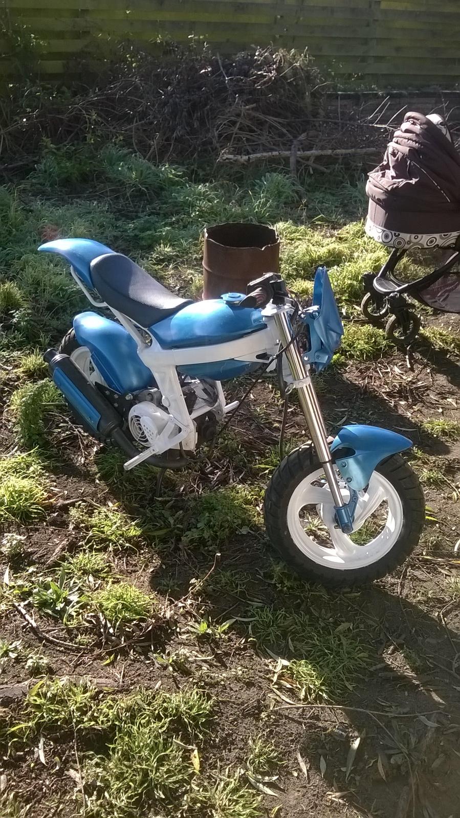 Suzuki street hot billede 8