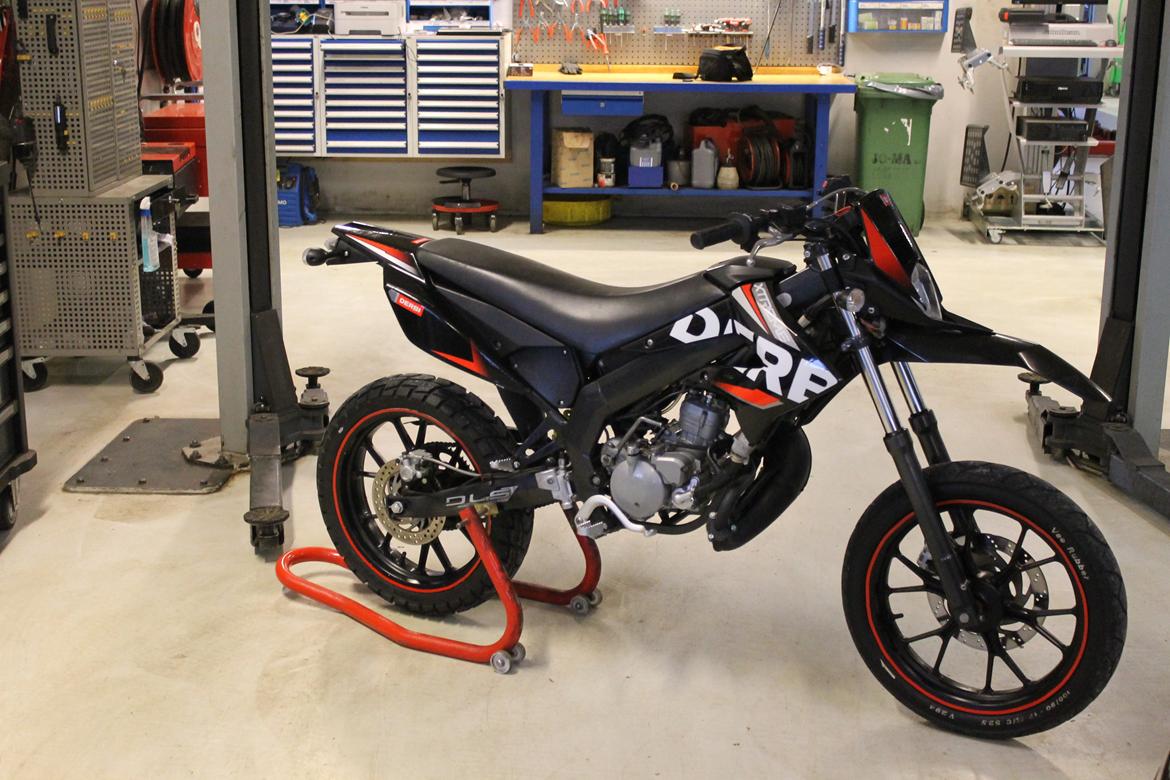 Derbi senda SM  extreme billede 3