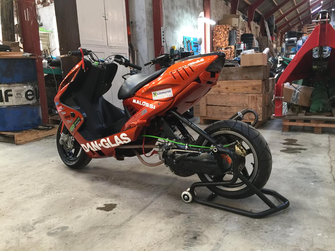 Yamaha aerox 86ccm efter ombygning til sprint  billede 1