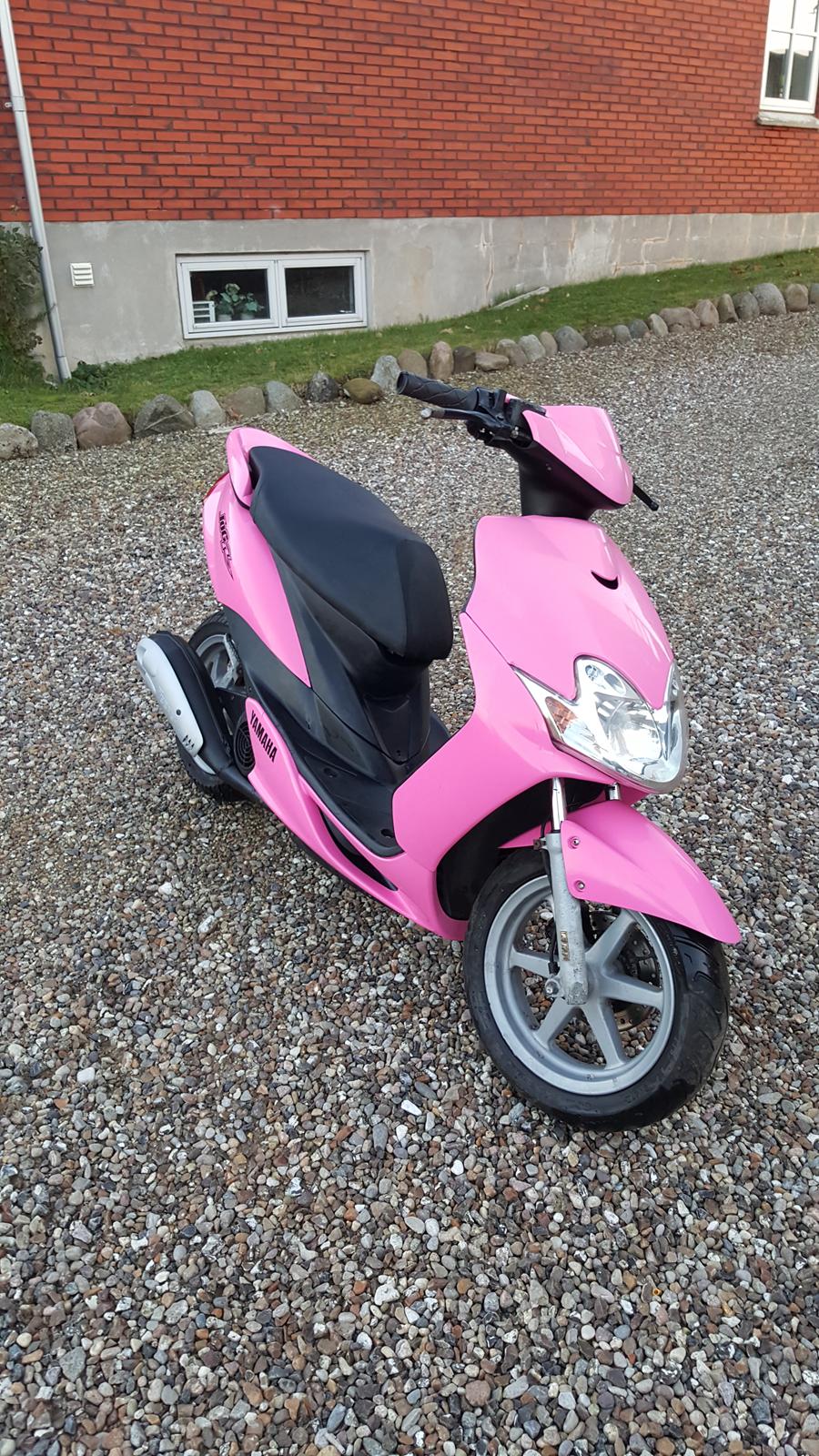 Yamaha Jog r (Pink Lady) billede 2