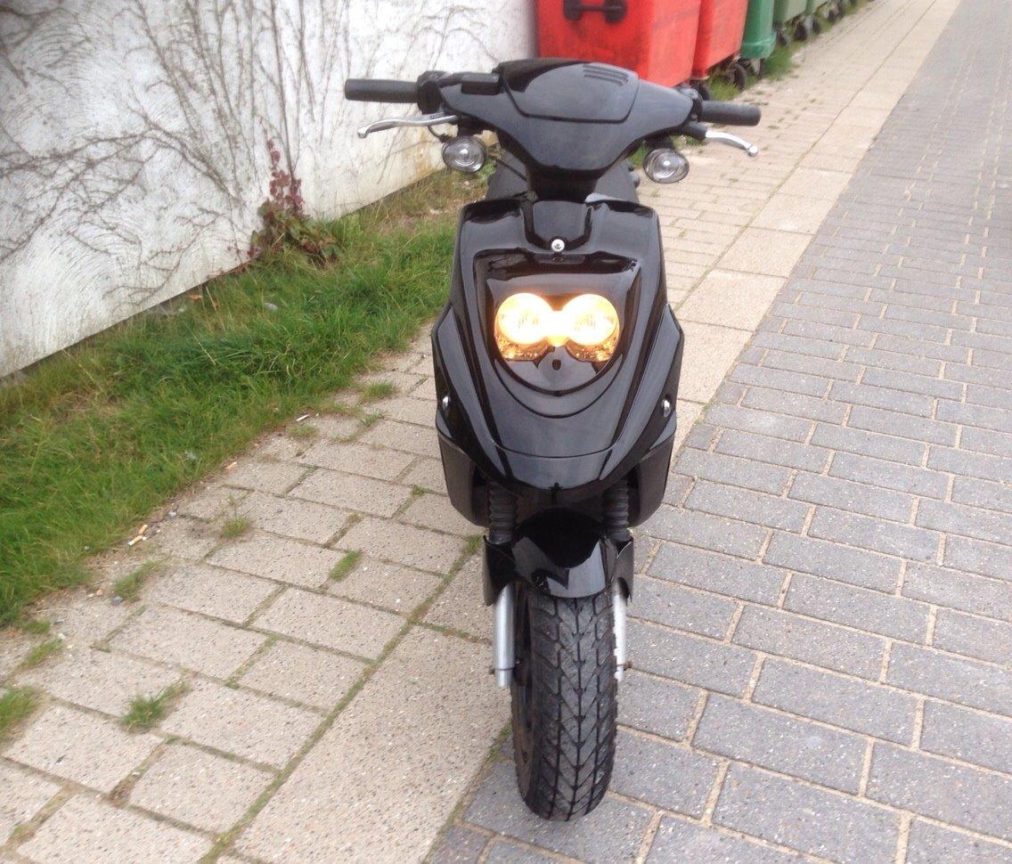 PGO Hot 50 billede 1