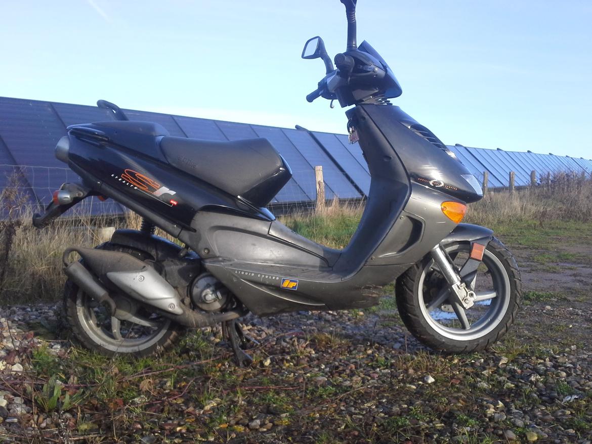 Aprilia sr 50 lc billede 1