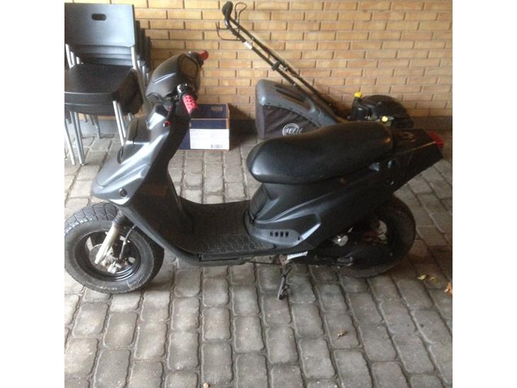 {{currentPhoto.altText}} billede {{currentPhoto.number}}