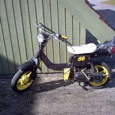 Suzuki FZ 50