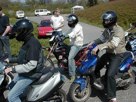 Suzuki Koenig'RMX LC "solgt" - Der skulle races! :D ingen kunne tag mig i kurverne.. blev aldrig overhalet. billede 9