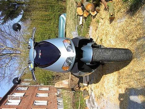 Aprilia Area 51 billede 3