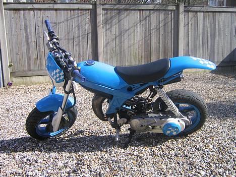 Suzuki Street Magic (fighter) billede 10