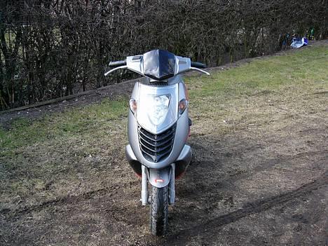 Aprilia Sonic GP billede 2