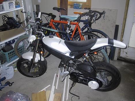 Suzuki Street Magic - Billed er taget d. 25/3 04  billede 2