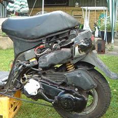 Piaggio zip / typhoon