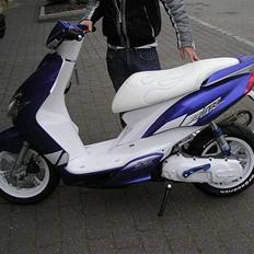 Yamaha jog R LC Til salg..