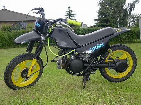 Yamaha Pw 50 - De gule slanger lyser godt op! :-P billede 2