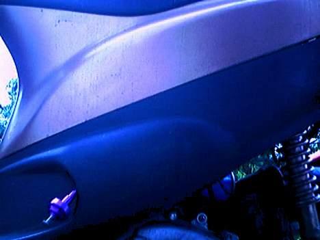 Piaggio zip Smadret (SOLGT) - Venstre billede 3