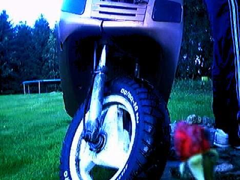 Piaggio zip Smadret (SOLGT) - forfra billede 8