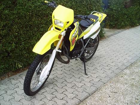 Suzuki RMX (Solgt) billede 2
