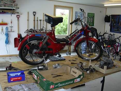 Puch Maxi KL - Den ser lidt lille ud uden motoren! :P billede 11