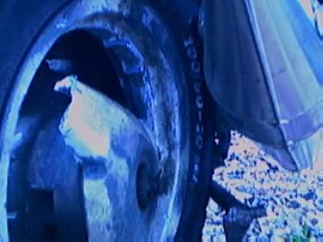 Piaggio zip Smadret (SOLGT) - dette dæk er efter ulykken fælgen er smadret fuldstændig af og dækket smadret :O billede 13