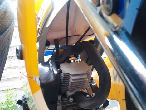 MiniBike Made in china "Hirtshals" - 47ccm 3,7 hk Tror lige jeg skal ha´ monteret heat blanket over det udstødning den bliver temelig varm billede 4