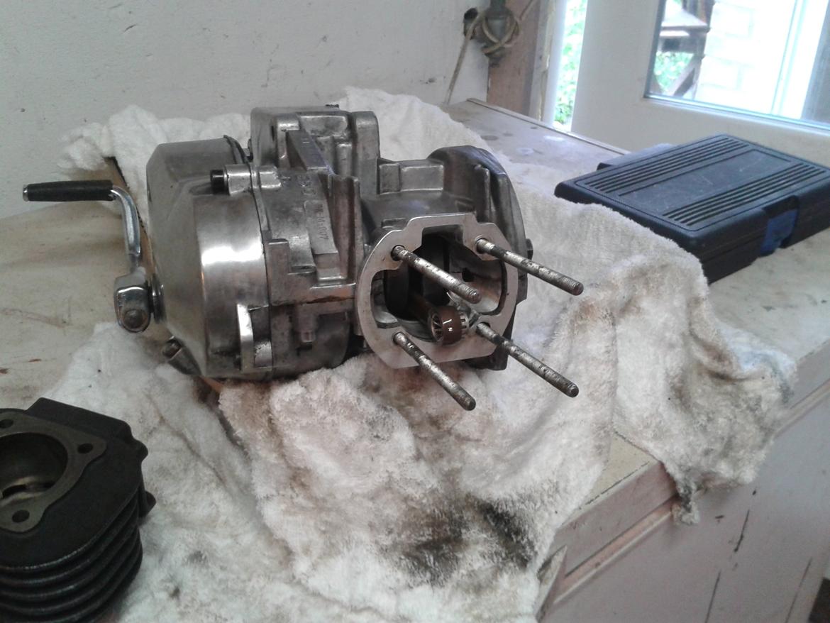 Puch 74cc Maxi / bws - fræst og med spacer lavet af 2mm+3mm aluplade billede 15