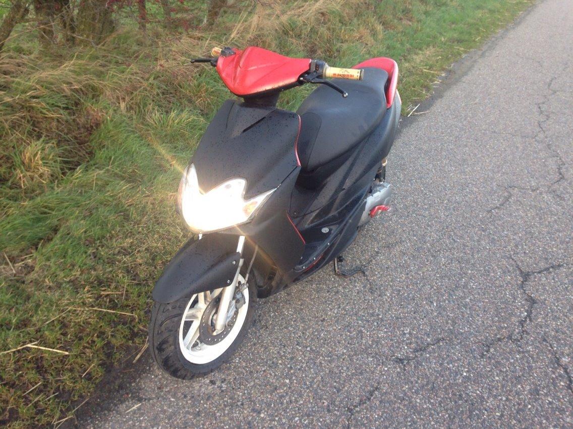 Yamaha Jog r  "tidl scooter"  billede 3